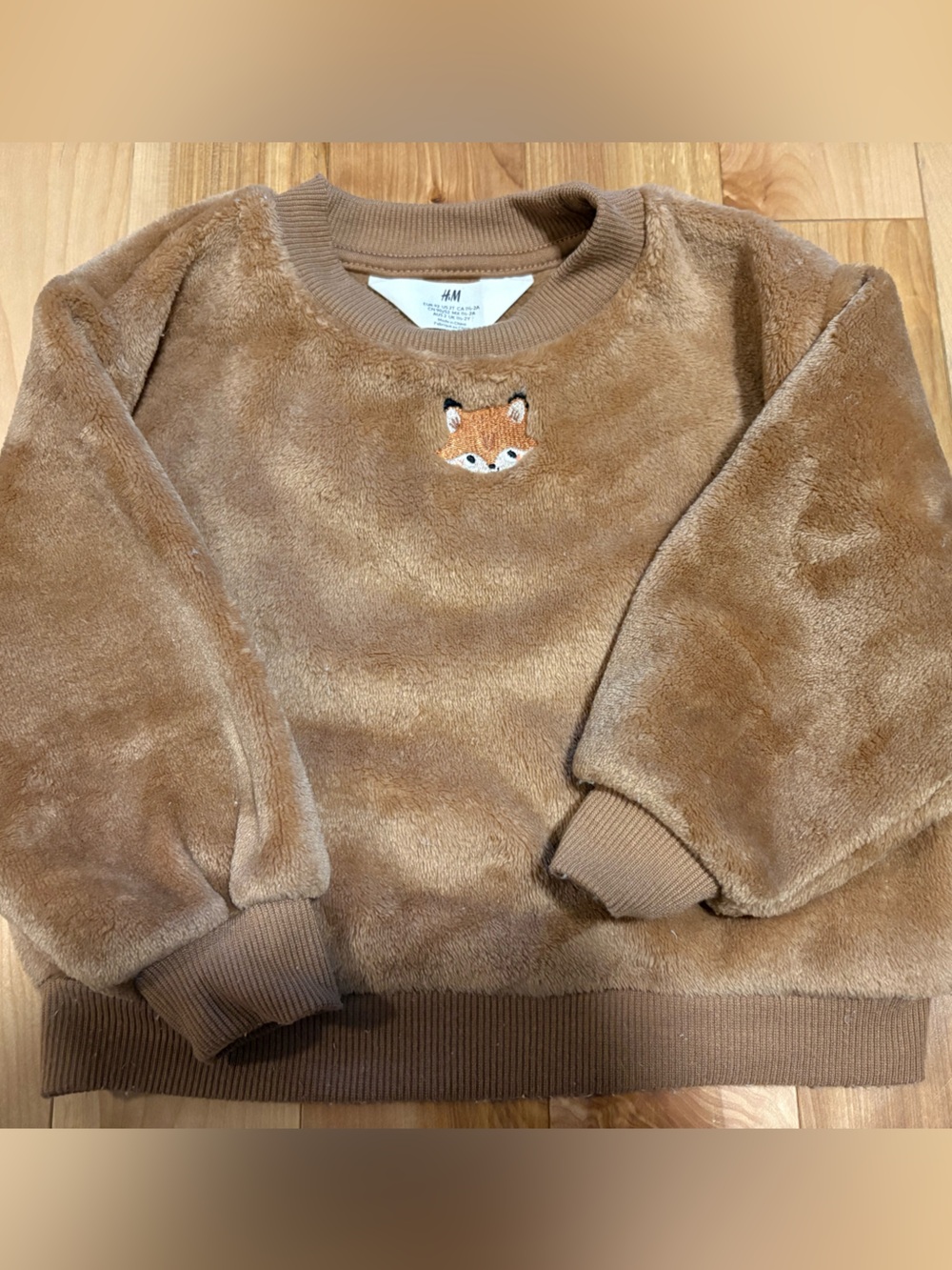*2 for $15* H&M super soft sweater with fox embroidery, size 1.5-2